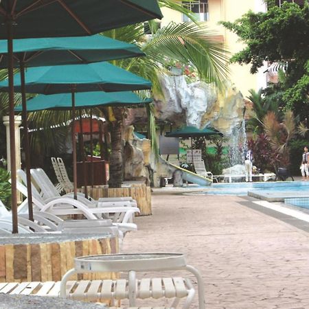 Ruiyas Sea View Condominium Portdickson Петалинг Джая Екстериор снимка