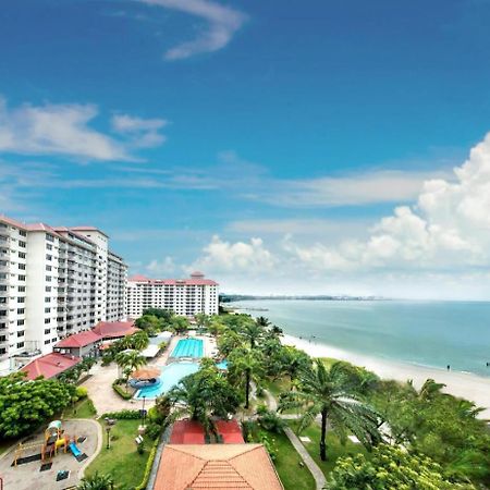 Ruiyas Sea View Condominium Portdickson Петалинг Джая Екстериор снимка
