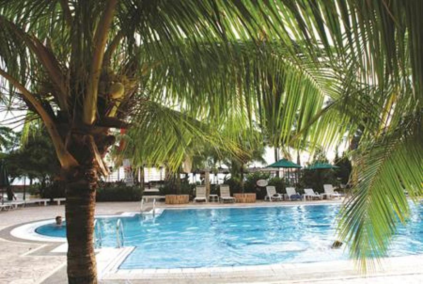 Ruiyas Sea View Condominium Portdickson Петалинг Джая Екстериор снимка