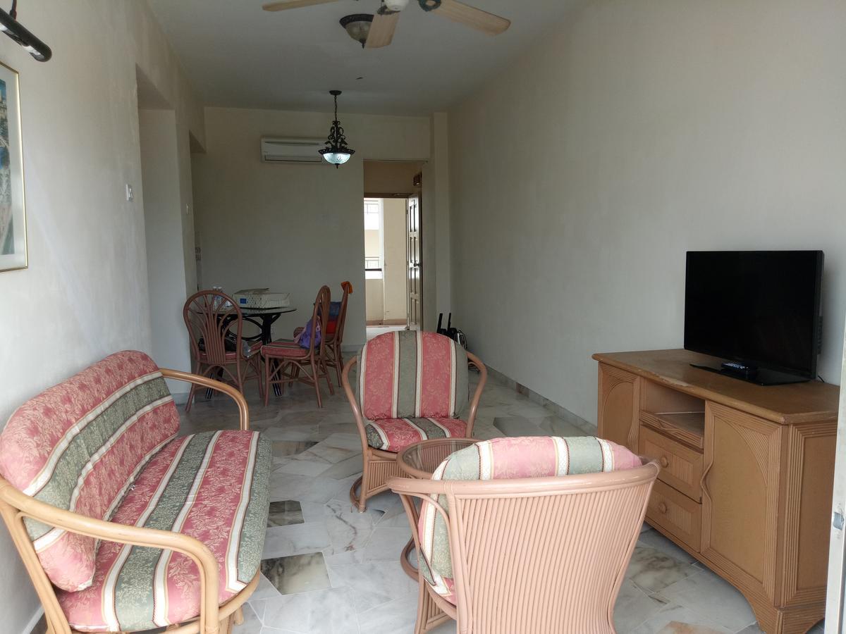 Ruiyas Sea View Condominium Portdickson Петалинг Джая Екстериор снимка